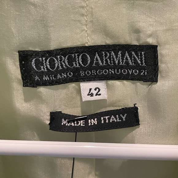 Giorgio Armani Silk Blazer - Picture 6 of 7